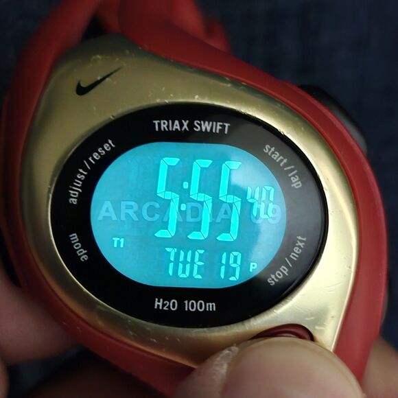 Nike Triax Swift Arcadia 2009 Unisex Digital Watch 43MM Red Bands New Battery - Picture 5 of 12